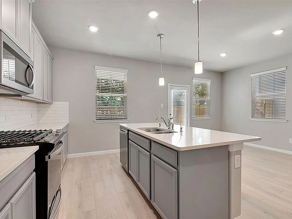 5th image of 3121 Moonlit Mesa Ln