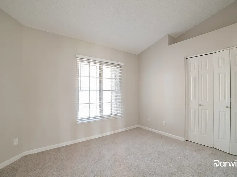 6725 W Flower St — Photo 12
