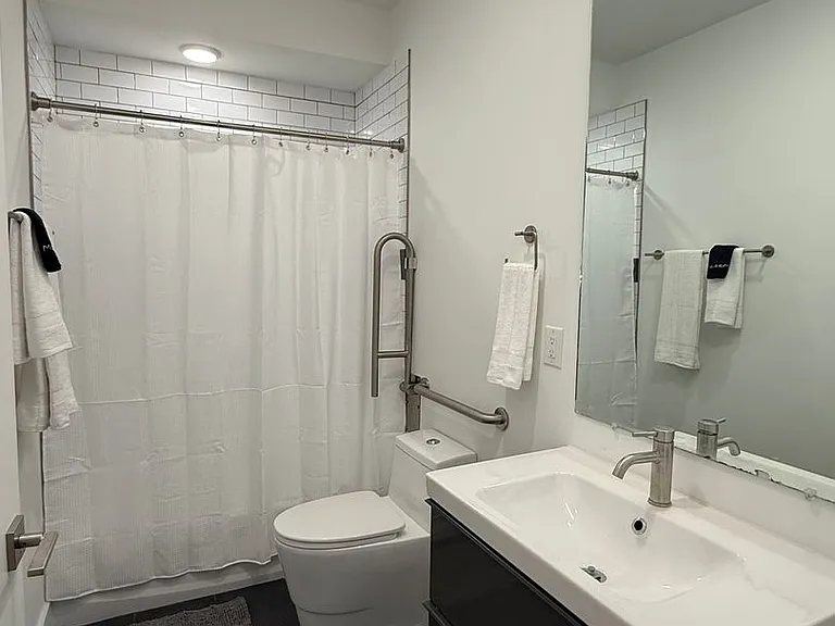 LUDLOW_4100 — Photo 23