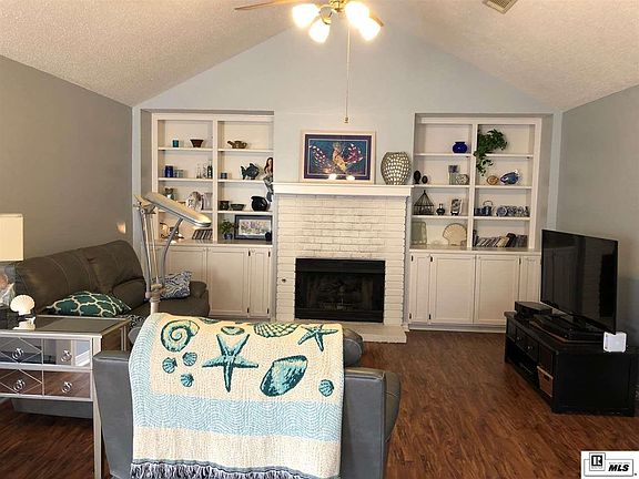 4th image of 1809A Townhouse Dr