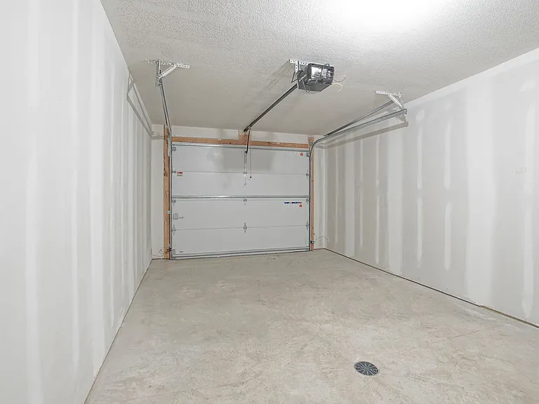 21107 E 8th St S — Photo 20