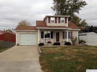 2539 Larch Rd, Quincy, IL 62301