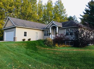 20655 Lake Montcalm Rd, Howard City, MI 49329