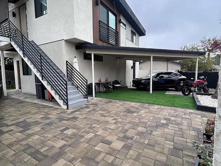 6410 Franrivers Ave — Photo 14