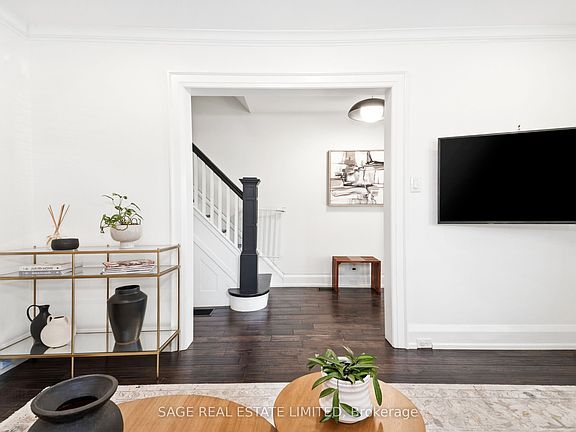 3rd image of 44 Pepler Ave