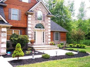 5265 Seaport Cir, Ashtabula, OH 44004