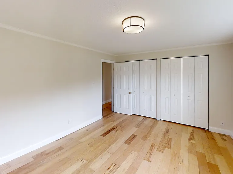 30 Washington Park Dr #5 — Photo 7