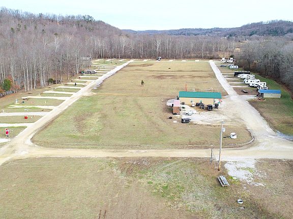 4th image of 4065 Copper Creek Rd