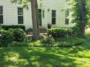 4811 Middle Rd, Gurnee, IL 60031