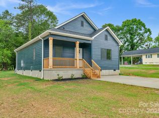 105 Churchill Dr, Kings Mountain, NC 28086