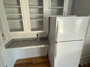 120 Maplewood Ave FLOOR 3, Cranston, RI 02920