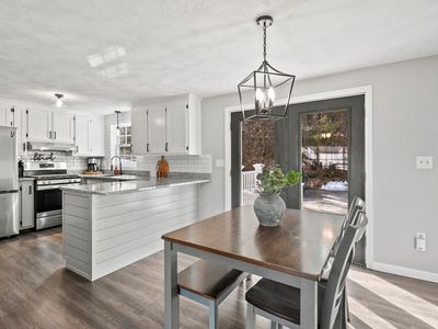 202 Pondview Village Rd #202, Tyngsboro, MA, 01879