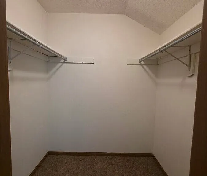 2111 Highridge Dr #D — Photo 9