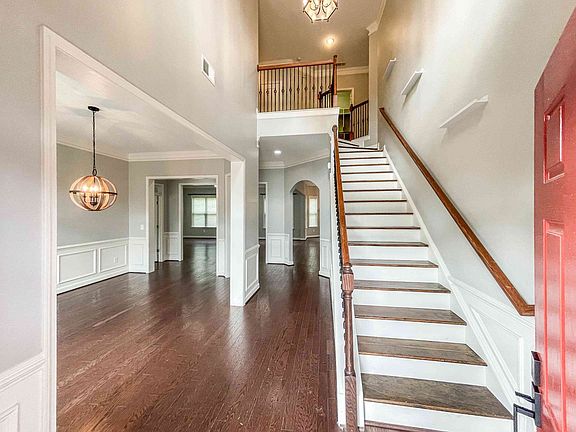 4th image of 4450 Wooded Oaks NW