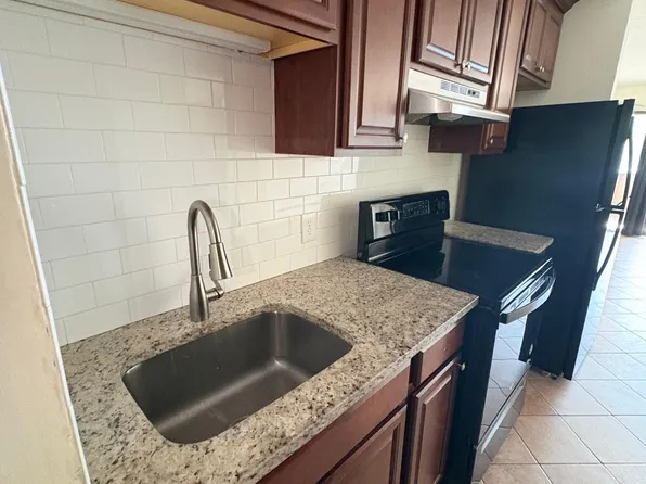 881 Broadway APT 14, Everett, MA 02149