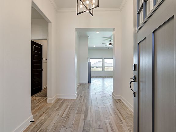 Example of Amelia Floor Plan - Features and Finishes may vary based on product availability