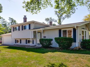 205 S Lincoln Ave, Mundelein, IL