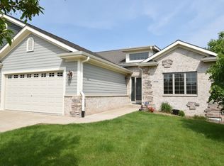 4010 Wyndham Pointe Cir, City Of Brookfield, WI 53005