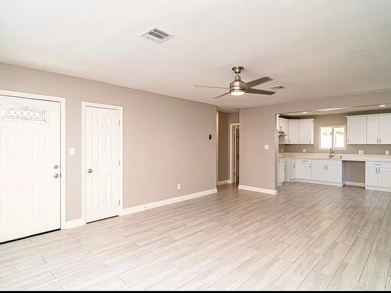 3531 Brynhurst Dr — Photo 7
