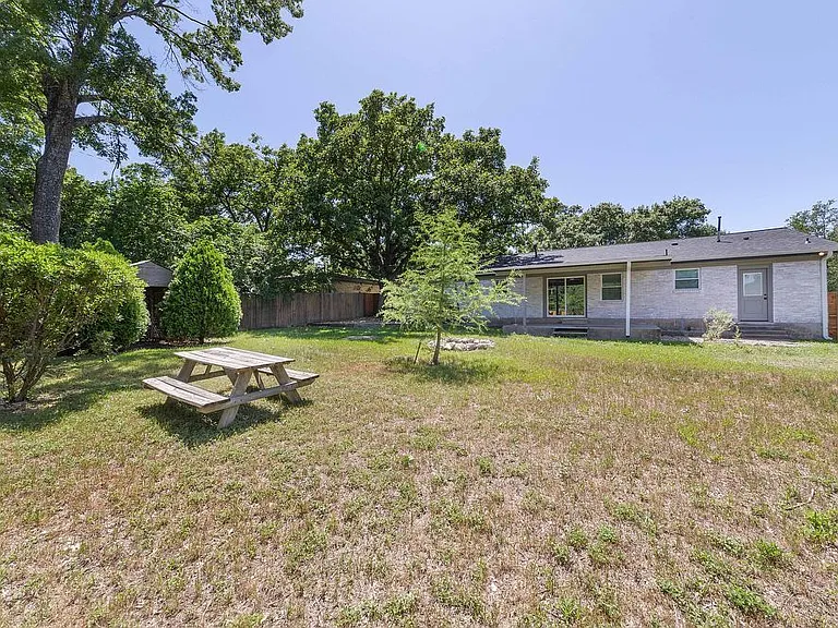 11603 Oak Trl — Photo 22