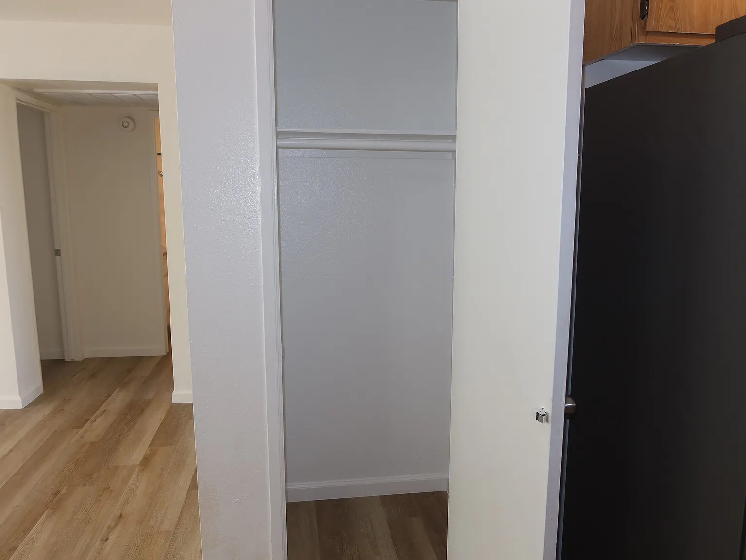 2 bed, 900 sqft, $2,350 — Photo 3