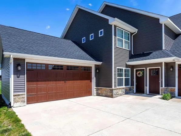 3036 Shanes Way, Bettendorf, IA 52722