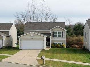 15825 Carnoustie Dr, Lansing, MI 48906