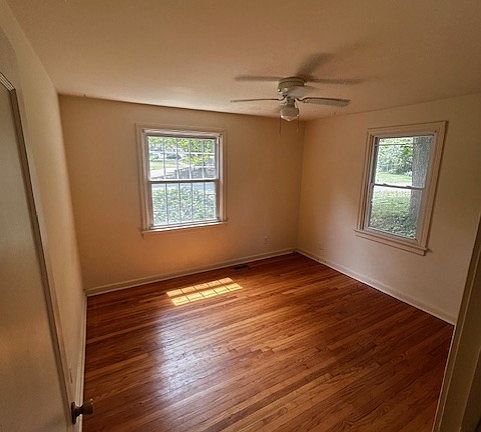 4th image of 1600 Fort Hill Dr