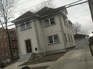 15813 Goethals Ave, Jamaica, NY 11432