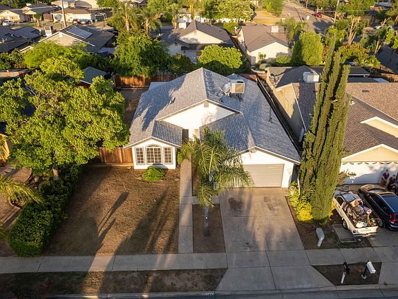 2nd image of 1040 Celaya Street