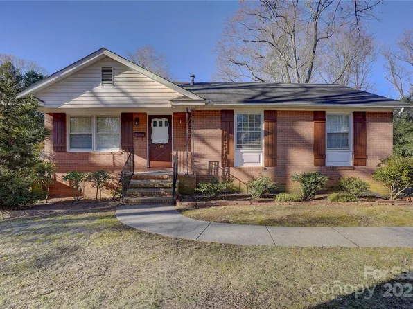 7526 Dorn Cir, Charlotte, NC 28212