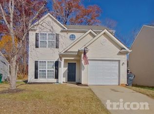 5322 Peachwood Dr, Charlotte, NC 28216