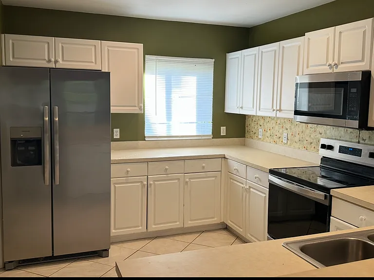 3129 Oceanside St — Photo 17