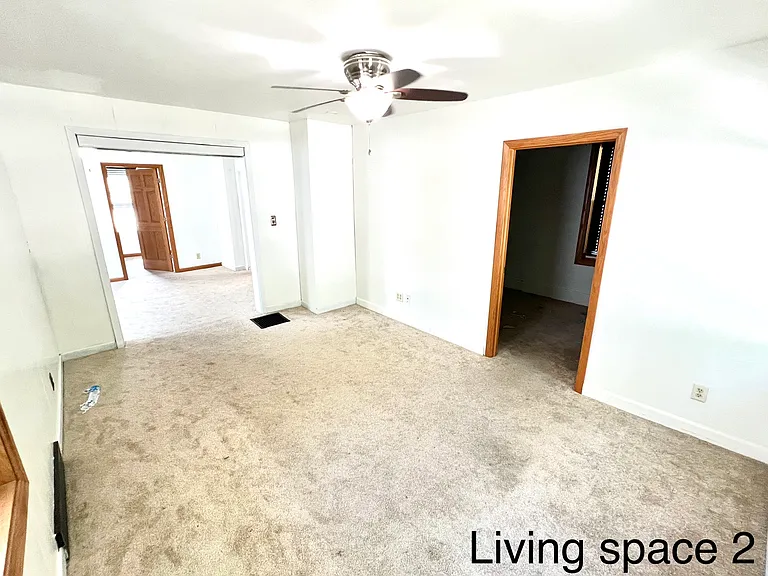 1619 Superior Ave — Photo 12
