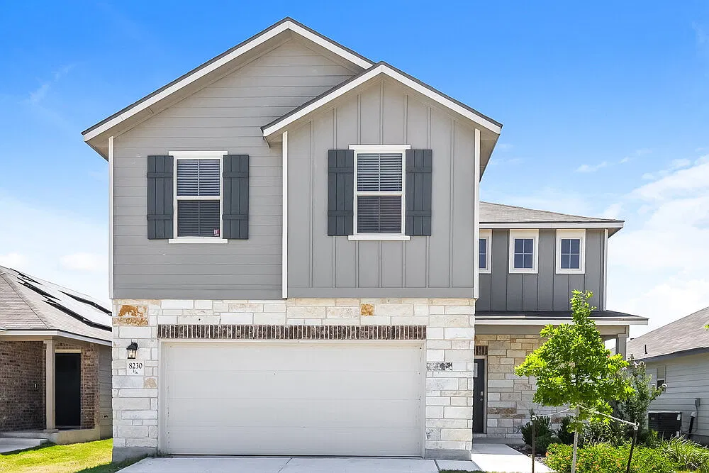 3 bed, 2.5 bath, 2086 sqft, $1,930 — Photo 1