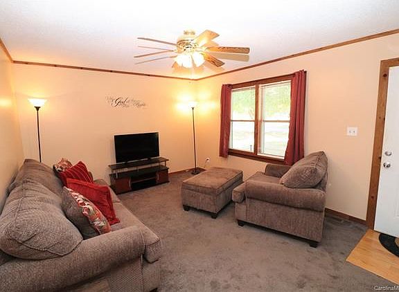 4th image of 102 Holli Pines Ct