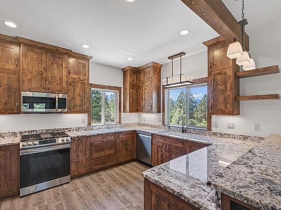 2nd image of 273 Paradise Valley Rd