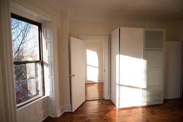 Rented by Space Consultant | media 23