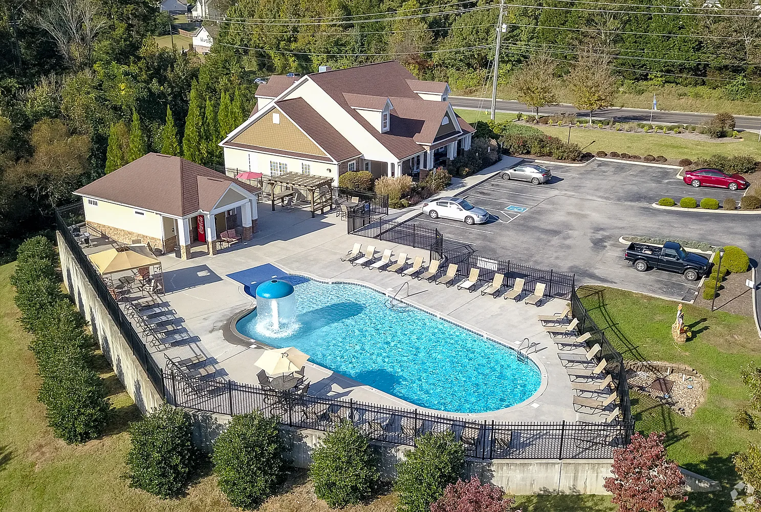 Legacy Pointe — Photo 1