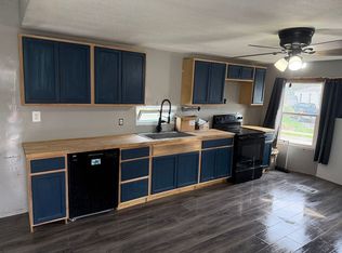 1166 Lafayette Rd #B-32, Medina, OH 44256