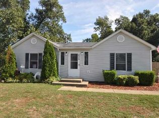 839 E Main St, Vine Grove, KY 40175