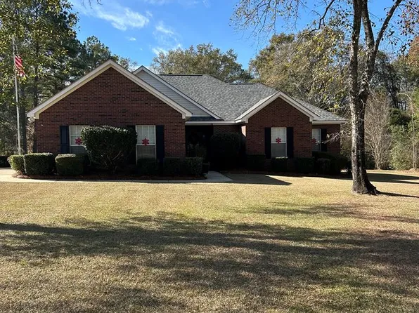 306 Moore Rd, Dothan, AL 36301