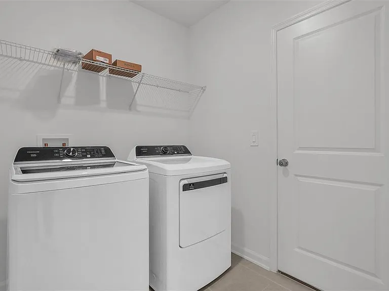 1552 Loxley Trl — Photo 19