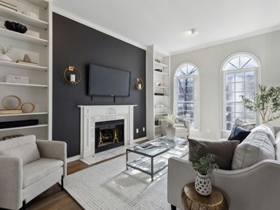 4002 Holland Ave APT E, Dallas, TX, 75219