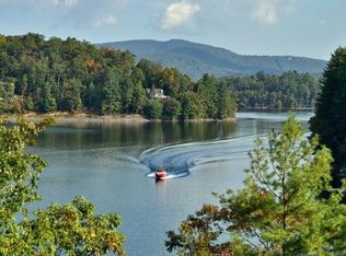 11 W Stone Pointe Ln, Cullowhee, NC 28723