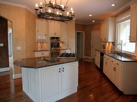 4th image of 4752 Outlook Way NE