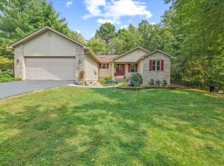 132 Shadowmont Ct, Crossville, TN 38572