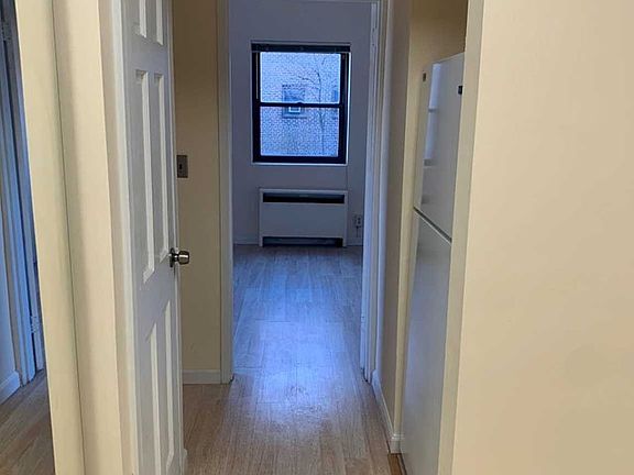 3rd image of 411 Park Pl APT 2E
