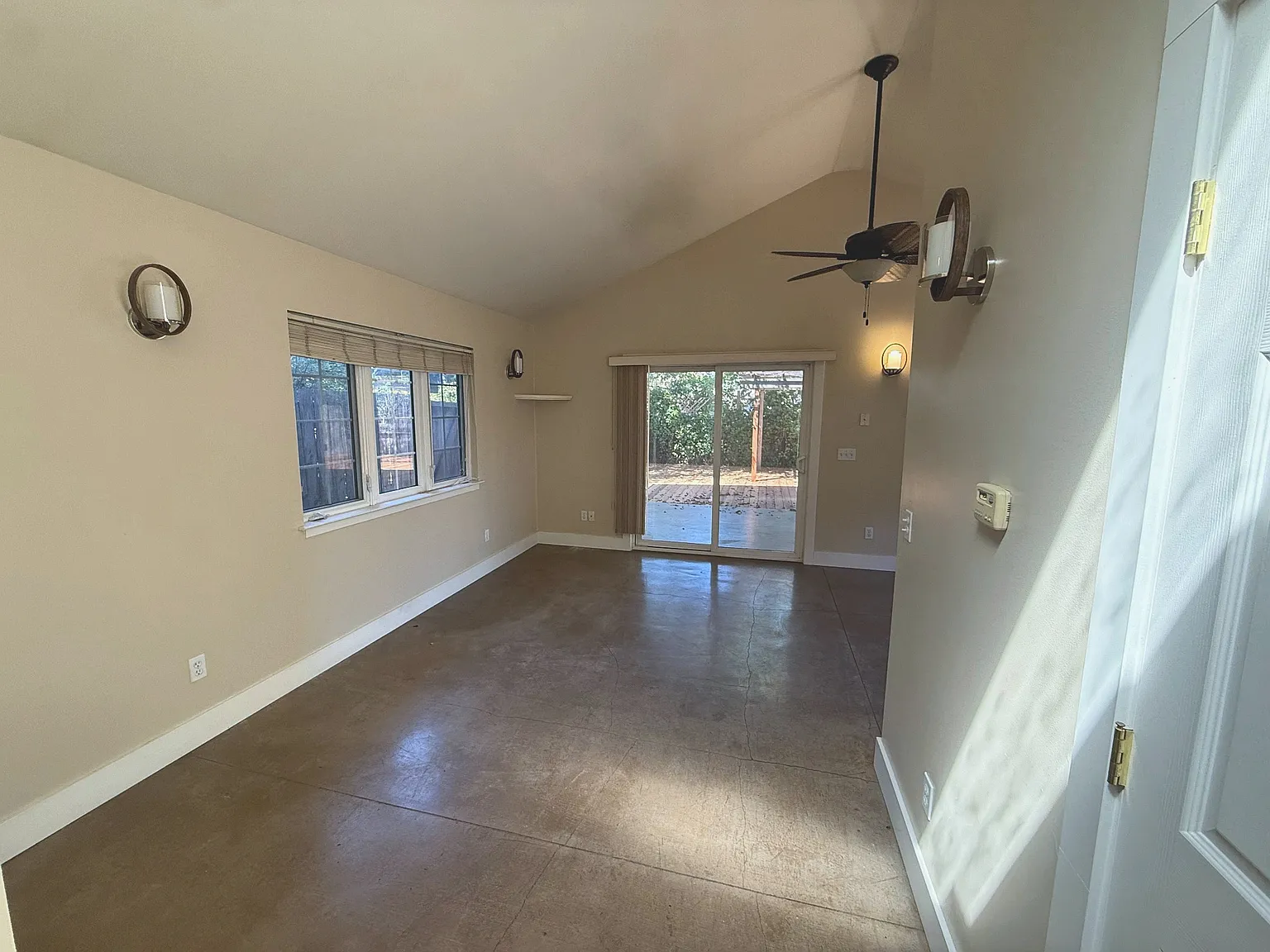 1 bed, 800 sqft, $2,150 — Photo 4