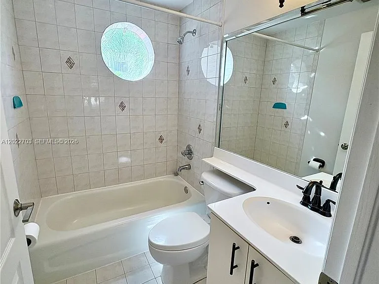 10190 SW 88th St #507 — Photo 6